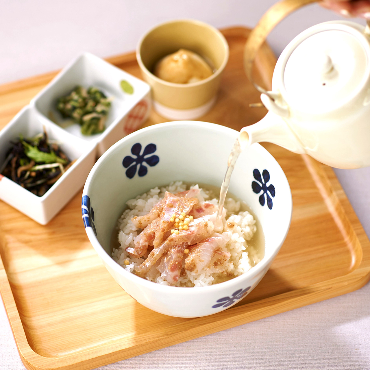 だし茶漬け＋肉うどん　えん